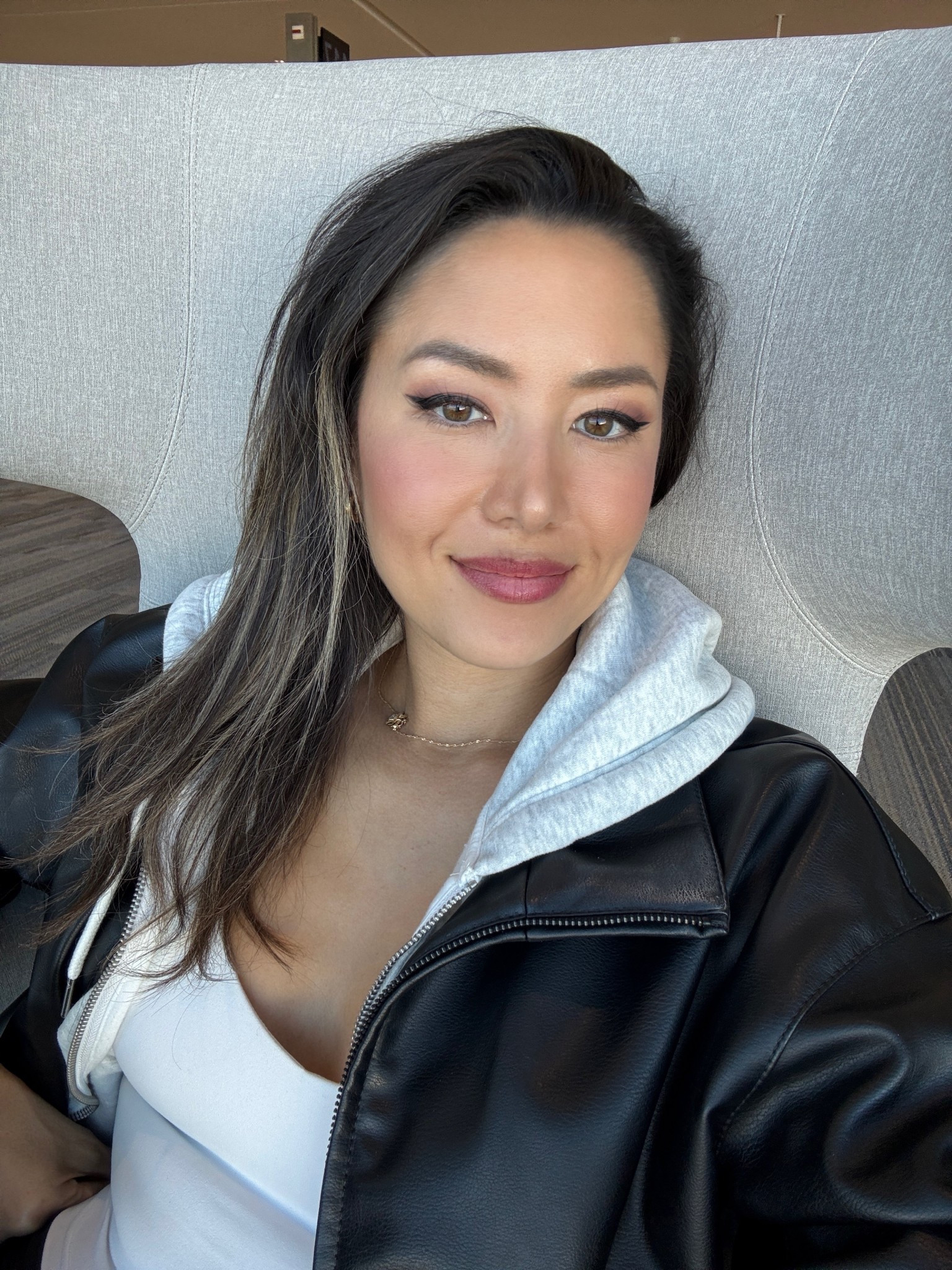 This hoodie is soooo soft and warm! Size XS - travel, faux leather, casual, cozy 

#LTKTravel #LTKFindsUnder100 #LTKActive