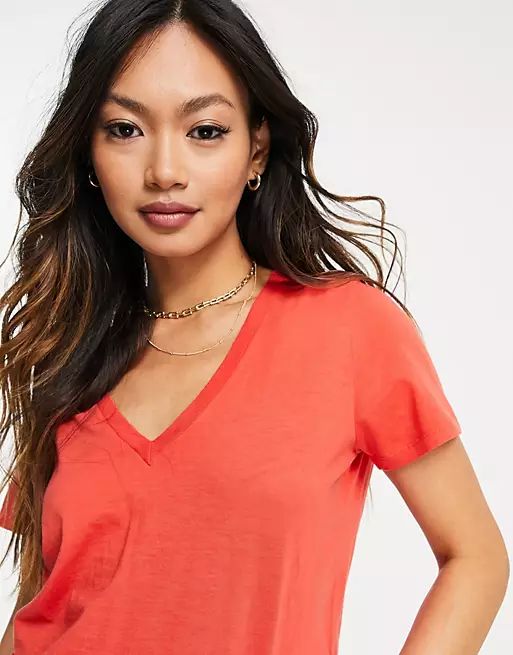 J Crew v neck supima cotton t-shirt in red | ASOS (Global)