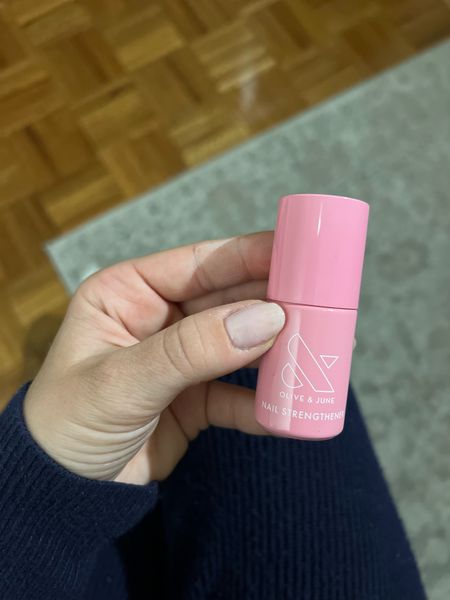 I’ve been giving my nails a break from gel recently, and using this nail strengthener as my base coat under regular polish. It has worked wonders — my nails are so much stronger now! Linked a bunch of other at home mani favorites 💅🏼

#LTKsalealert #LTKbeauty #LTKfindsunder50