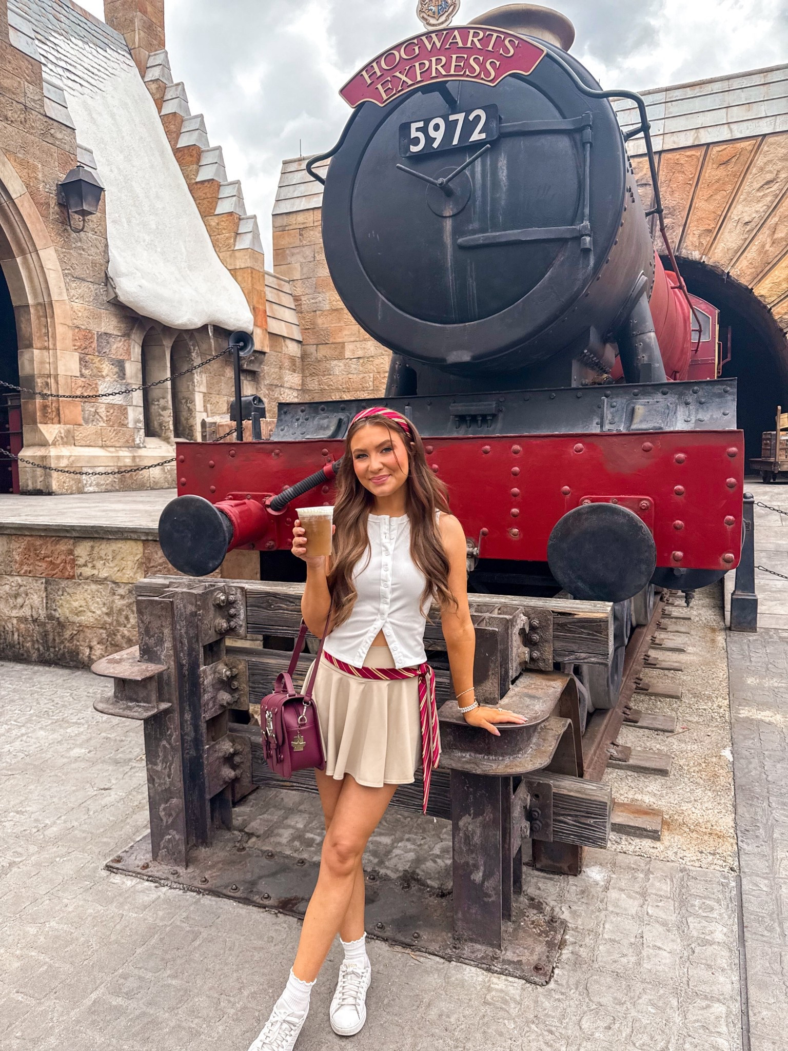 Hogwarts inspired OOTD for universal studios 🌎☀️

#LTKTravel #LTKootd