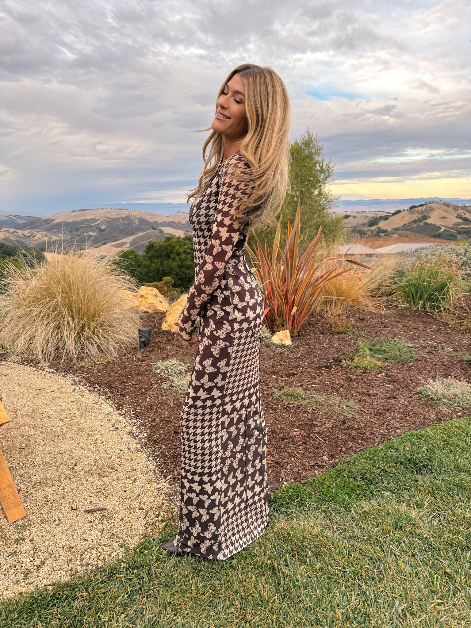 Literally obsessed with this dress 🤎

#LTKover40 #LTKstyletip