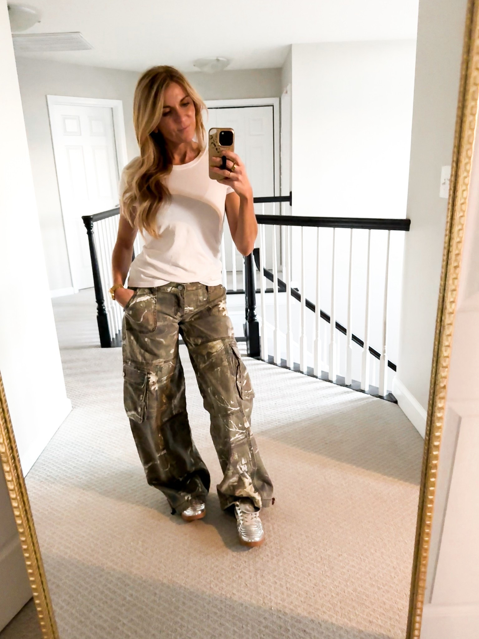 Metallic shoes have me in a chokehold. #metallicshoes #fashion 

#LTKootd #LTKFindsUnder50 #LTKFindsUnder100