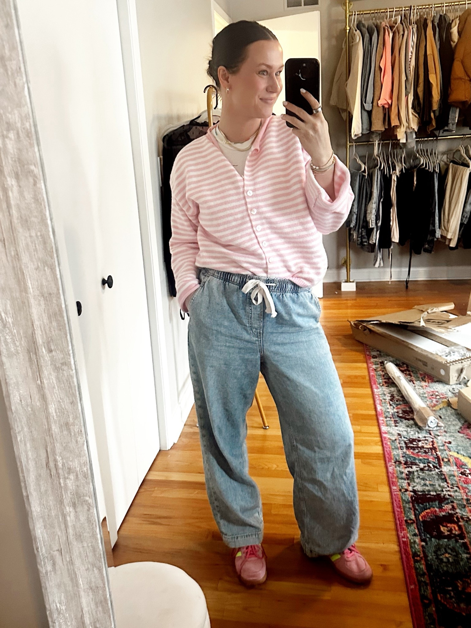 The best loose jeans, they are 60% off right now! I always share them but I really do love them, the perfect SAHM outfit #momoutfit #loosejeans #casualoutfit 

#LTKSaleAlert #LTKmomlife #LTKootd