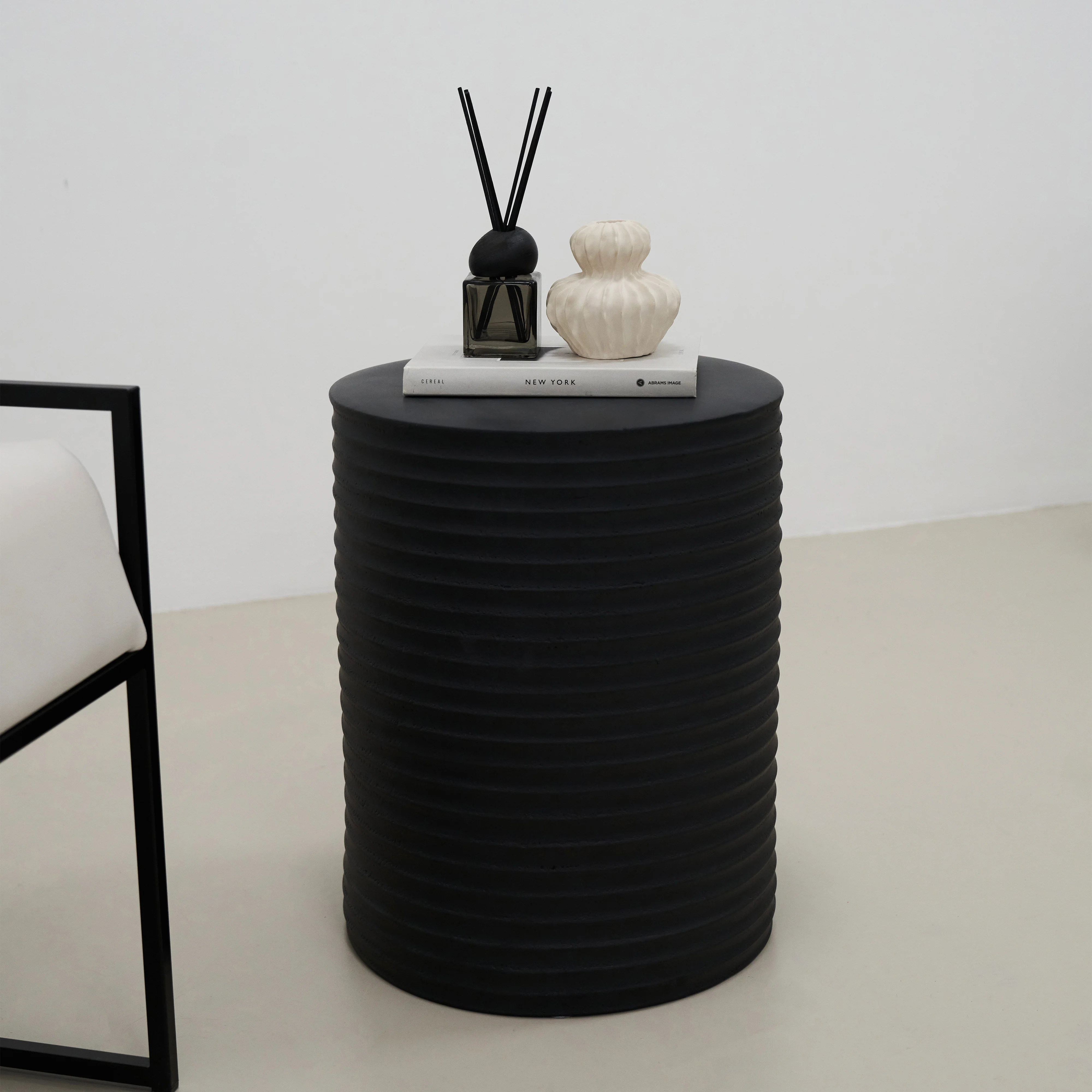 Raya - Minimal Onyx Ribbed Side Table | William Wood