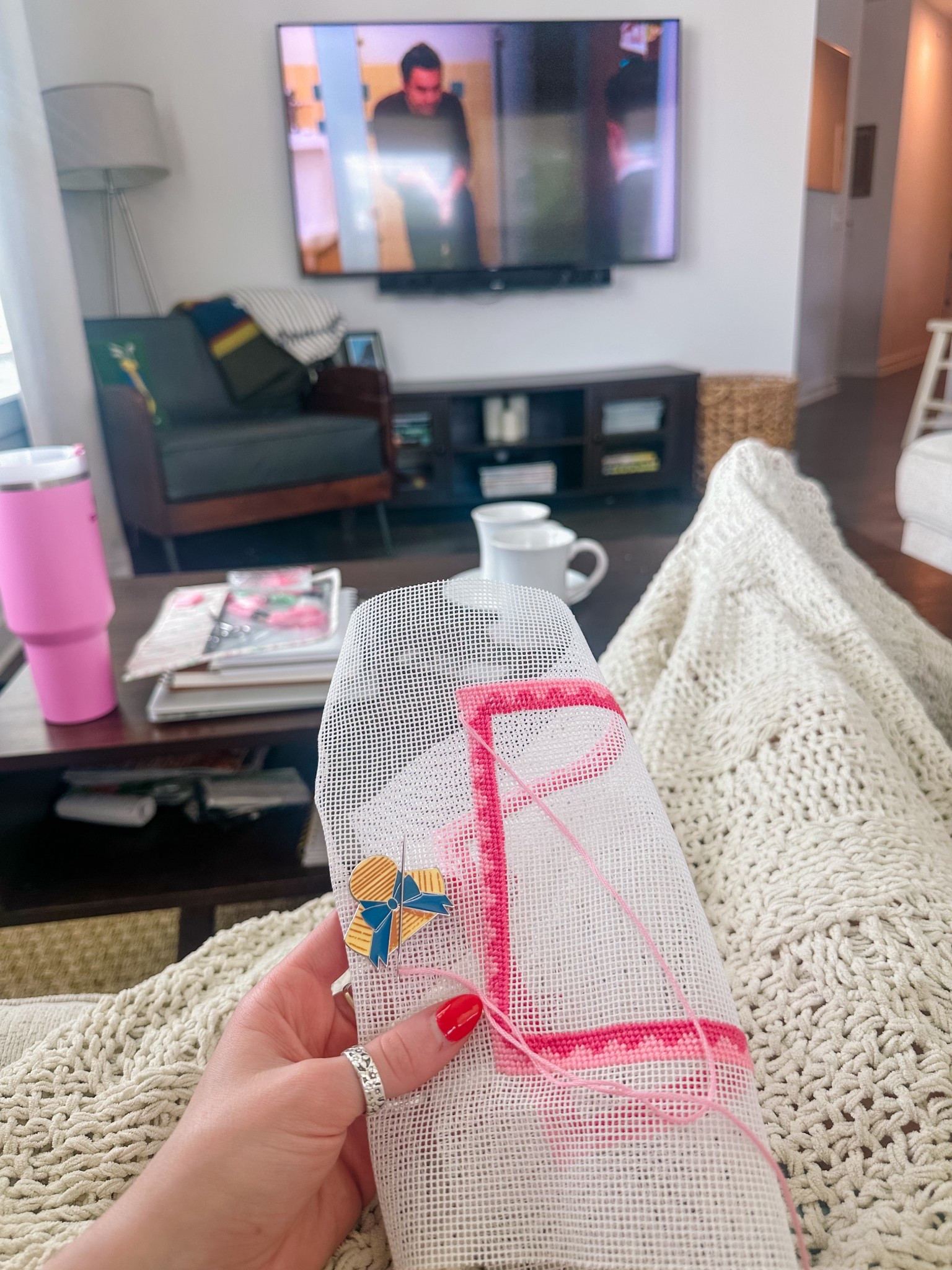 Sunday stitching!! Practicing some borders for cute little sayings & signs! 