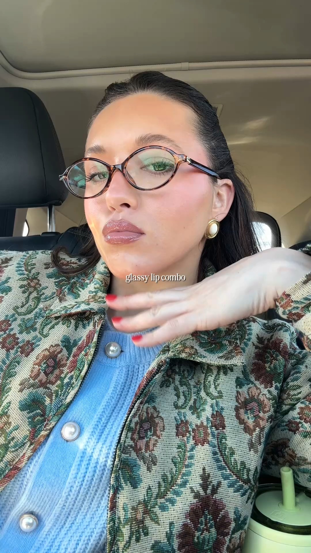 Glassy lip combo! 

Lip combo, lip liner, lip gloss, sephora sale 

#LTKBeauty #LTKSaleAlert #LTKFindsUnder50