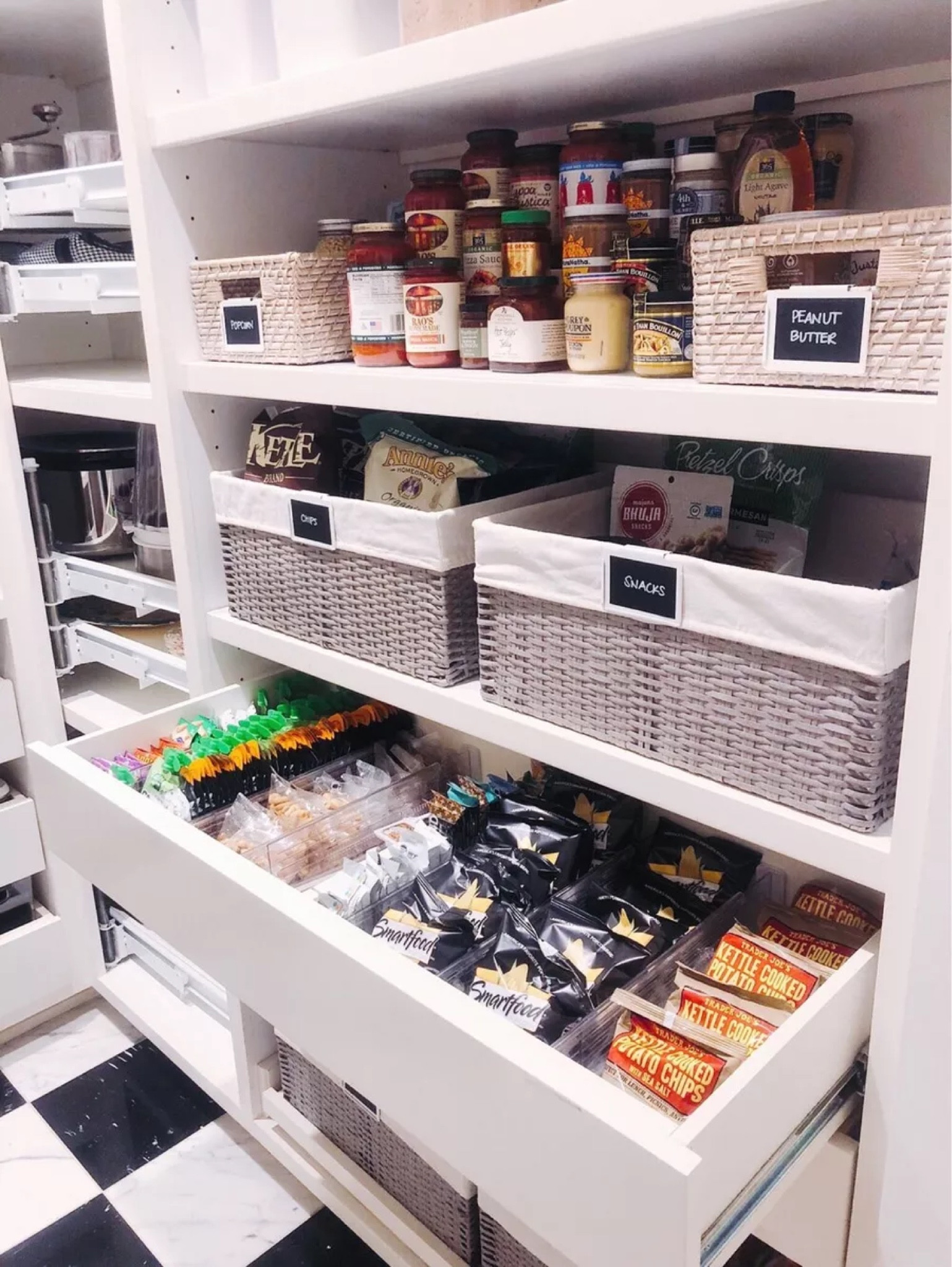 Organization Finds - Storage Tips and Tricks - Cleaning - Divided and Flat Turntables - Pantry - Food Organize

#LTKstyletip #LTKhome #LTKunder50