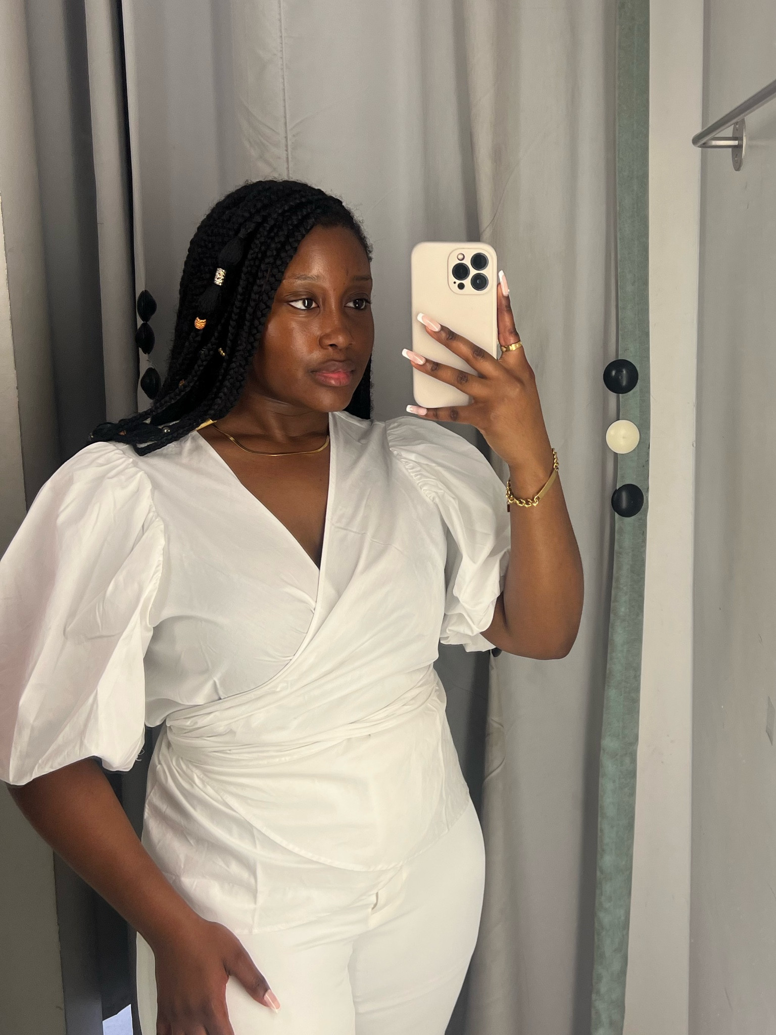 Puff Puff Pass 💨

I might have a slight obsessions with puffed sleeves. 

#LTKworkwear #LTKunder100 #LTKSeasonal