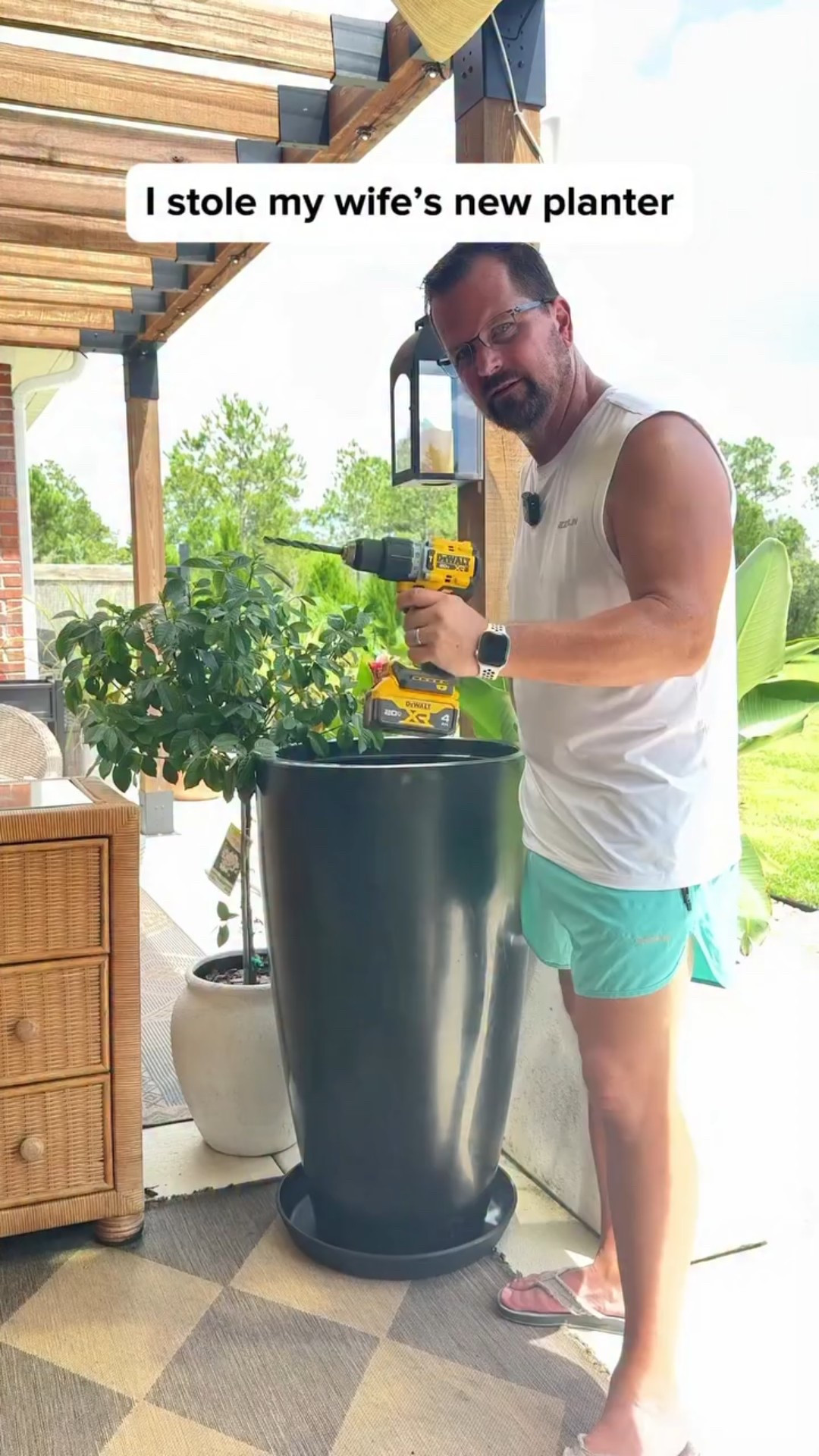 The 🦐 has too many planters, so I decided she wouldn’t notice if I purloined one and repurposed it for the locals. It’s hot out here - everyone deserves a place to swim!
Bird bath, DIY fountain, tall planter under $40

#birdbath #backyardvibes #backyardoasis #birds #diyprojects

#LTKSeasonal #LTKHome #LTKFamily
