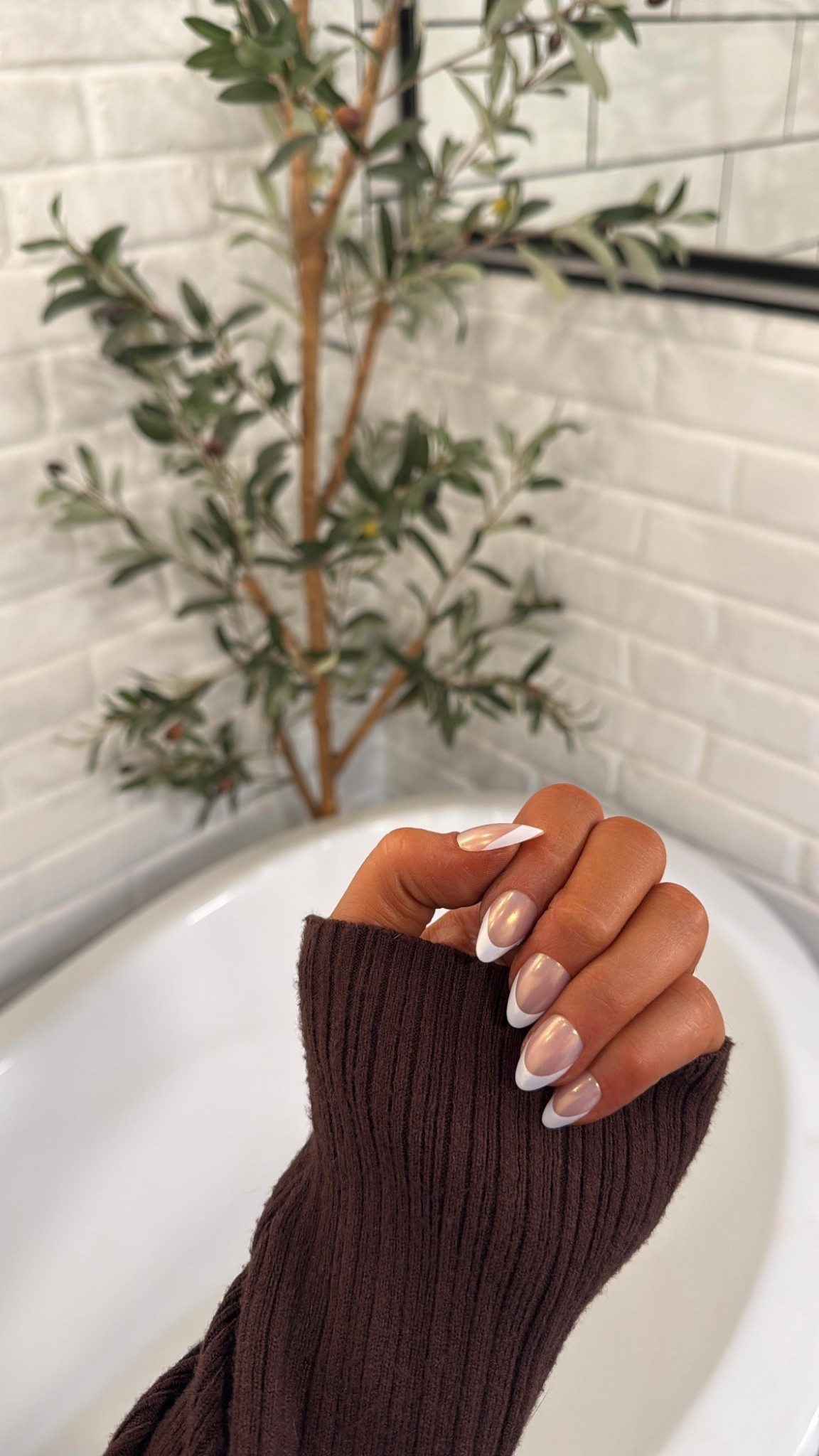 Tried these Glamnetic glue on nails for my Baby Shower! Love the French tip with a gold glaze finish! 

#LTKgrwm #LTKBeauty #LTKSaleAlert