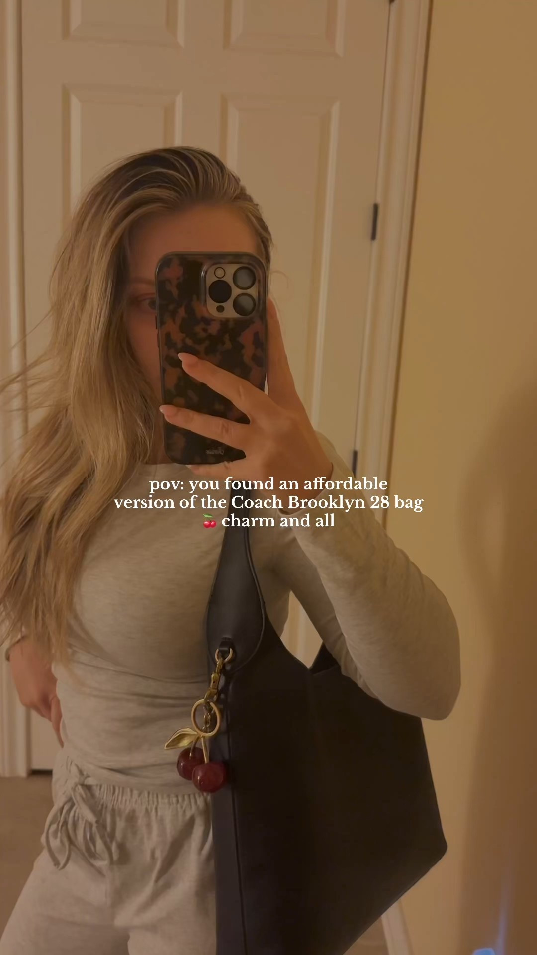 The IT BAG for fall 🍂

#coachbrooklyn #brooklyn28 #brooklynbqg 

#LTKFindsUnder100 #LTKItBag