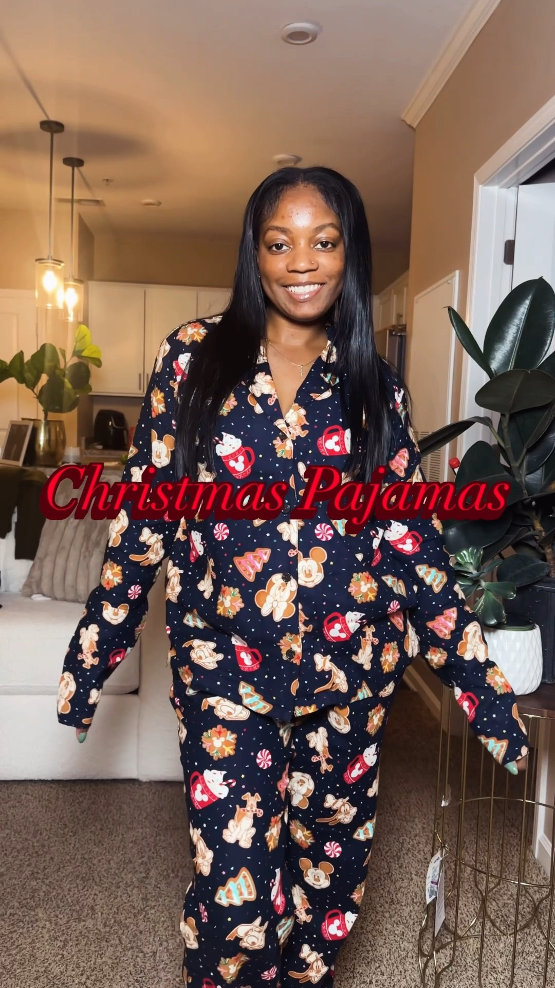 Disney Christmas Pajamas @OldNavy 

✨Wearing Size: Medium (Tall) 

#OldNavy #Pajamas #DisneyPajamas #PJs #ChristmasPajamas 