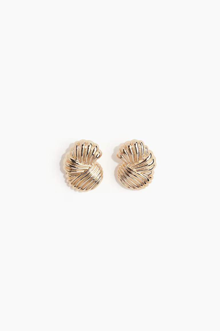 Fluted earrings | H&M (UK, MY, IN, SG, PH, TW, HK)