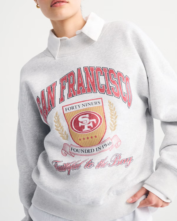 San Francisco 49ers Sunday Mockneck Crew | Abercrombie & Fitch (US)