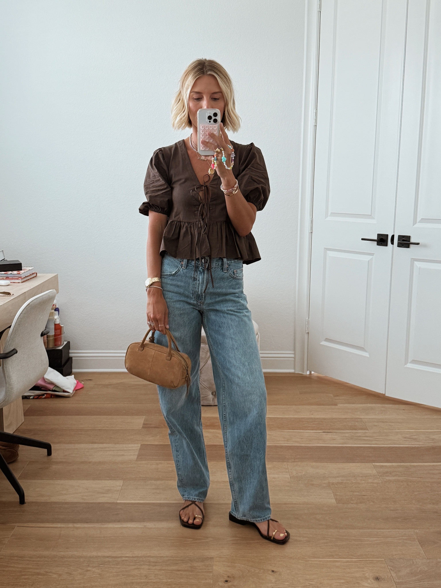 these jeans on major repeat going into the Fall transition. Love the lower rise on these and the wash is perfect 👖

denim, mid-rise jeans, mom style 

#LTKStyleTip