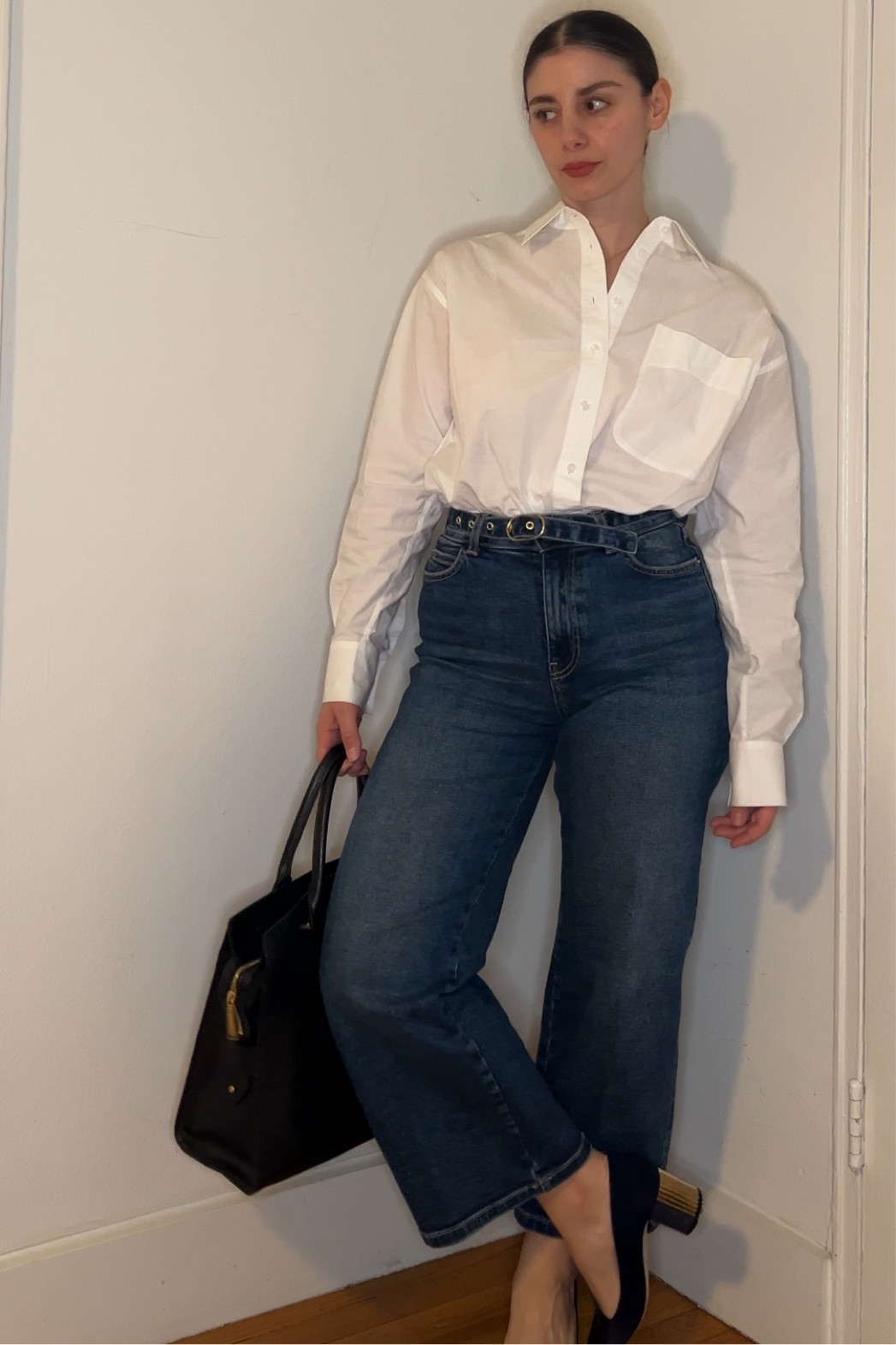 Everyday casual and work outfit! I love wearing a nice crisp button up shirt and pair of jeans

#LTKfindsunder100 #LTKworkwear #LTKstyletip