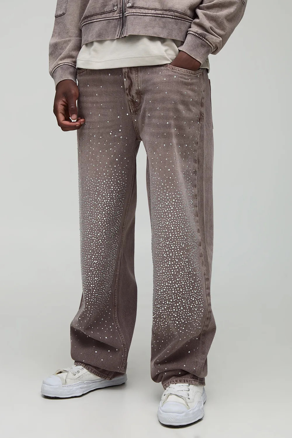 Tall Overdye Relaxed Fit All Over Rhinestone Jeans | boohooMAN (DE, IE & UK)