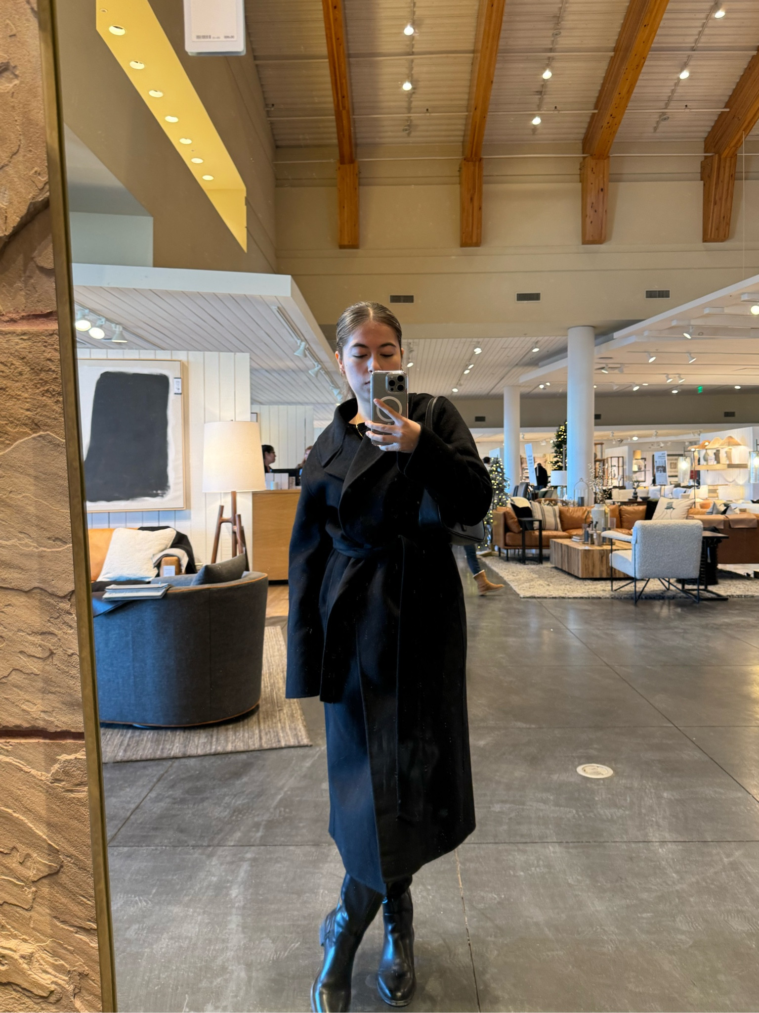 Coat season 🧥☃️❄️

#LTKSeasonal #LTKworkwear #LTKGiftGuide