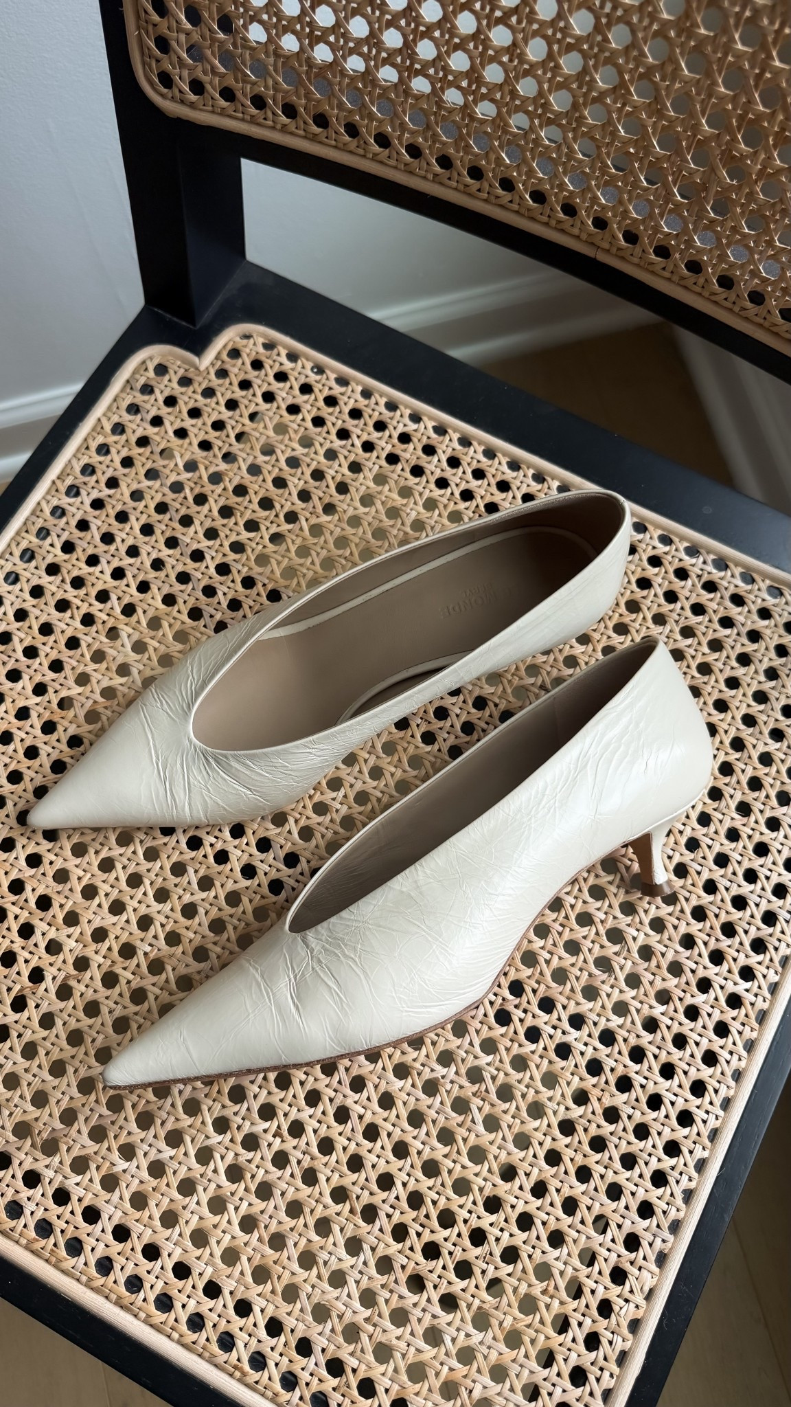 My exact shoes are the Nordstrom link. Found budget friendly option on revolve 