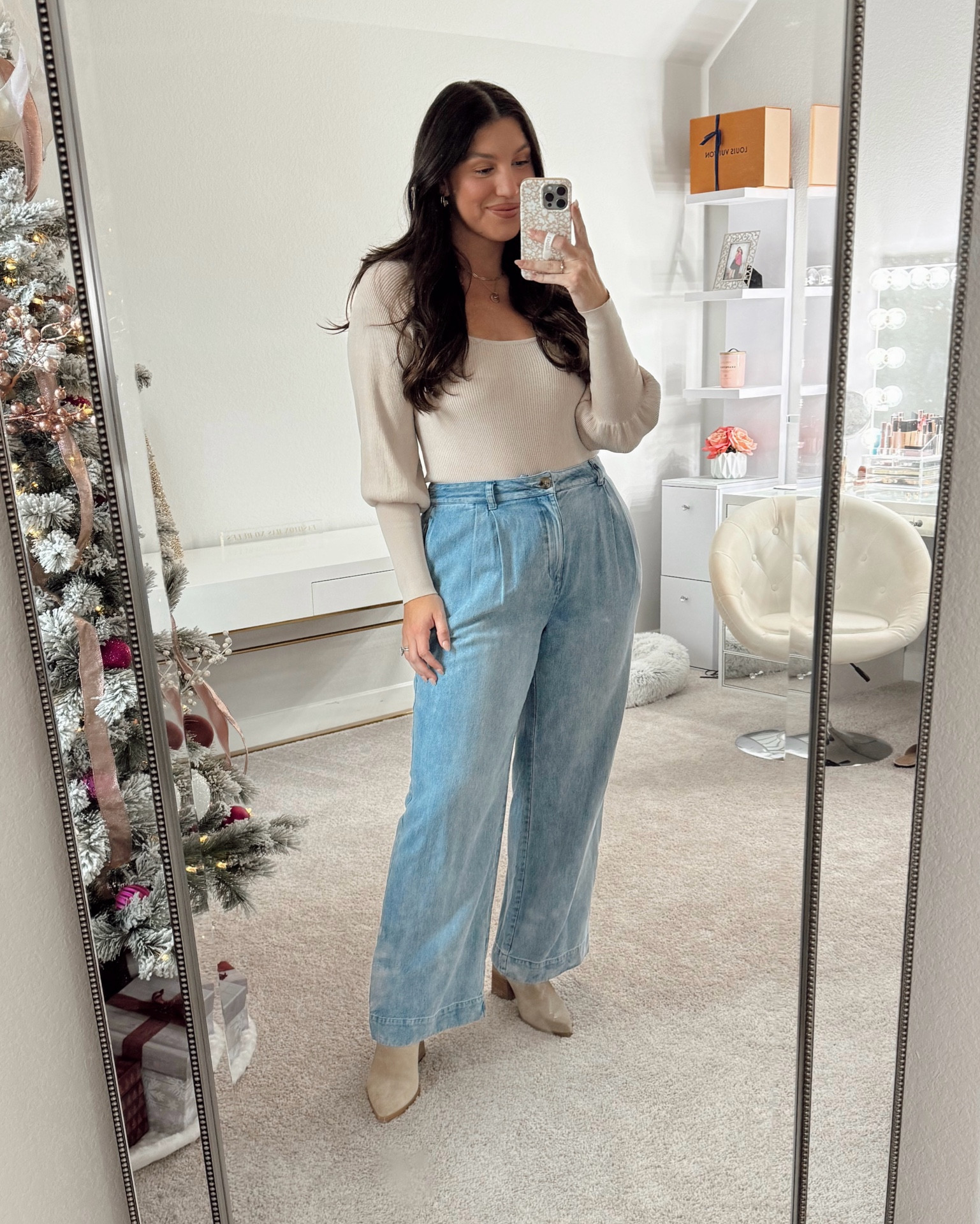 Love this look for winter! Could be layered with any kind coat!🤎❄️

Midsize fashion, winter fashion, winter style, winter outfit, mom style, lots, easy outfit, chic winter fashion, casual winter outfit, flare denim, bodysuit

#LTKSeasonal #LTKHoliday #LTKMidsize