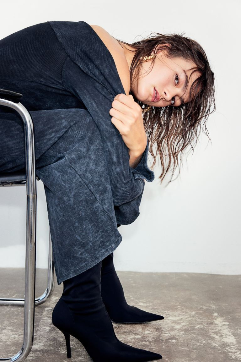 Off-the-shoulder Bodycon Dress - Long sleeve - Long - Black - Ladies | H&M US | H&M (US + CA)