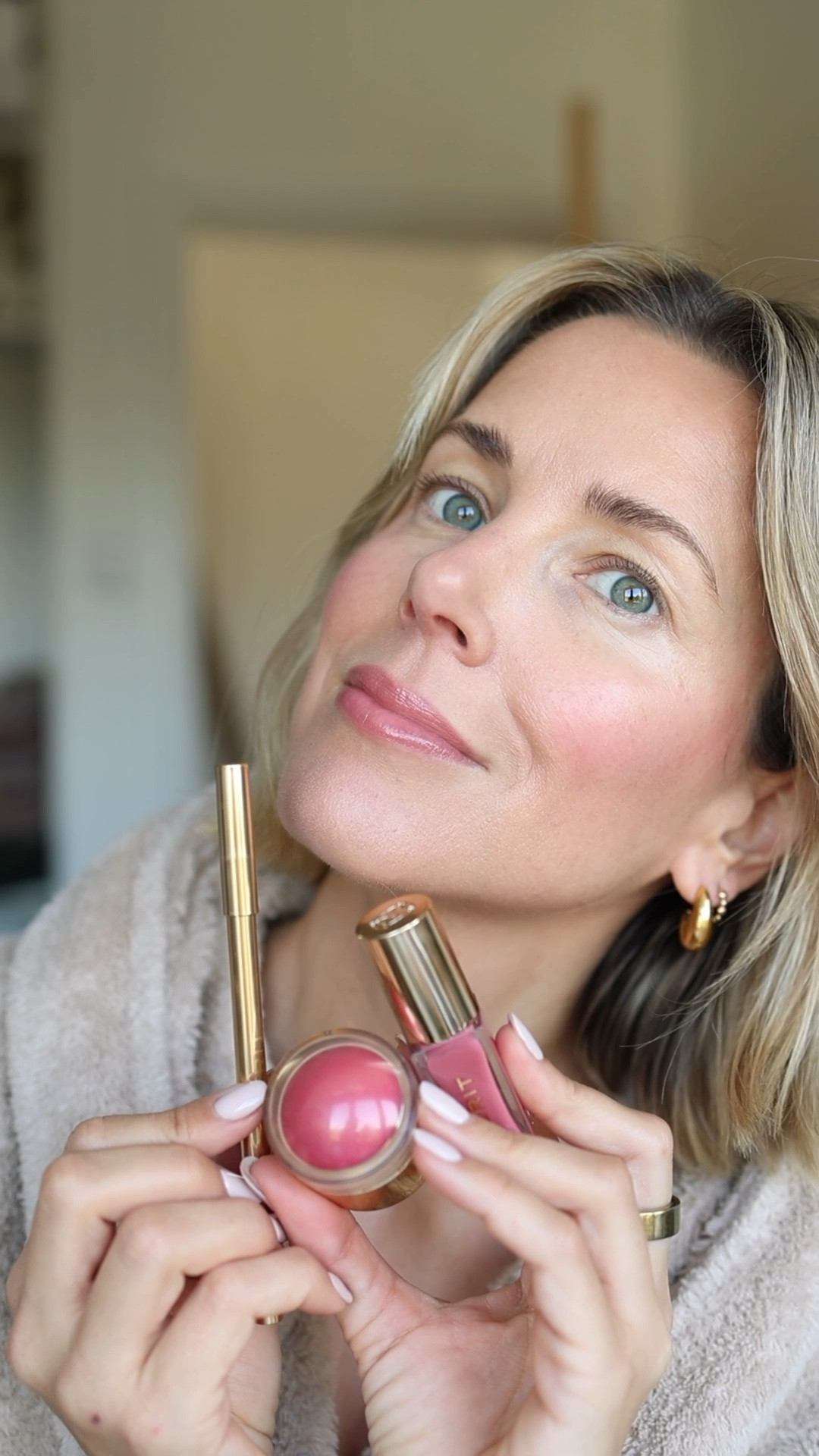 Merit cheek and lip combo 💋

Lip liner, blusher, cream blush, lip oil, glowy make up, make up routine, spring make up

#LTKsummer #LTKspring #LTKbeauty