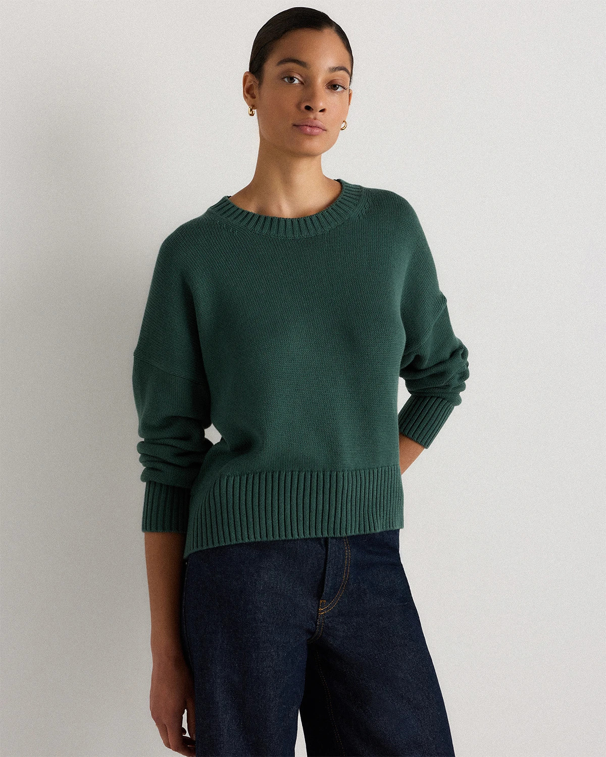 Quince | Women's Boyfriend Crewneck Sweater in Charcoal, Size Large, Organic Cotton | Quince