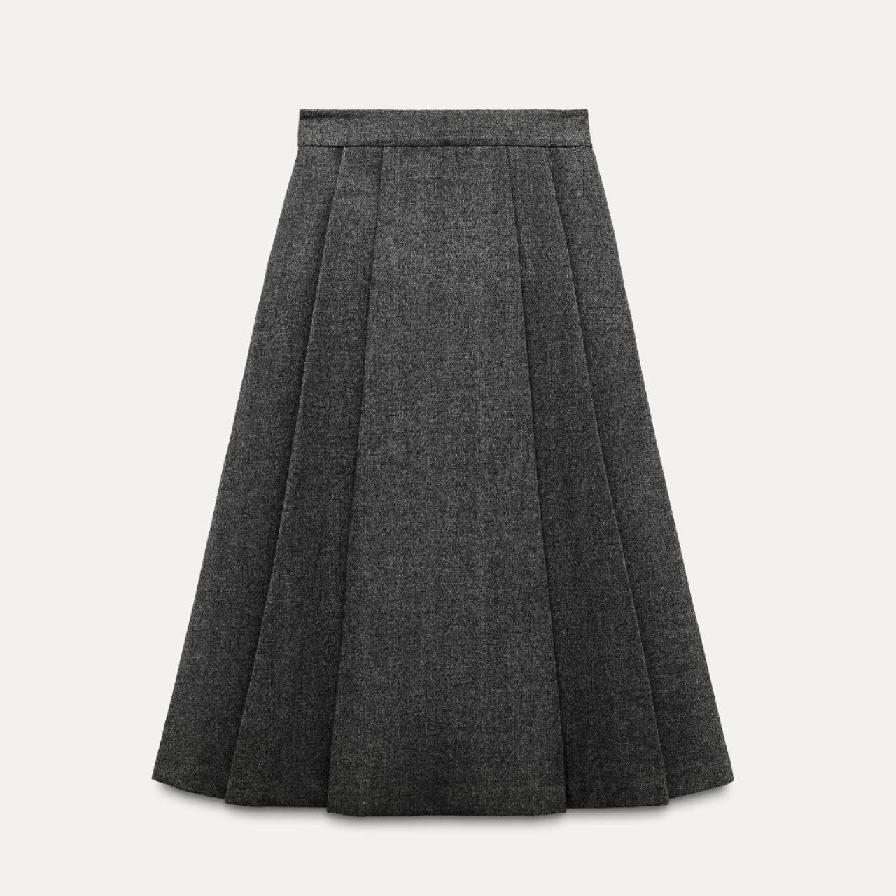 Zara Women's Maxi Skirt - Grey - XS | Depop US