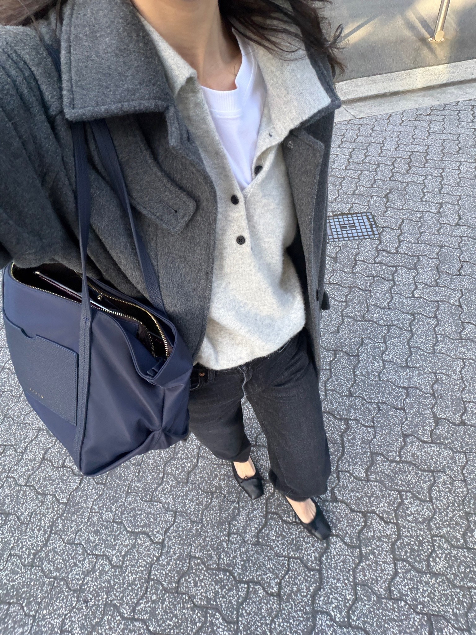 Wearing tee in size S, knit in size M (10% off with JAMIE10), jeans in size 26 and shoes in EU40W
