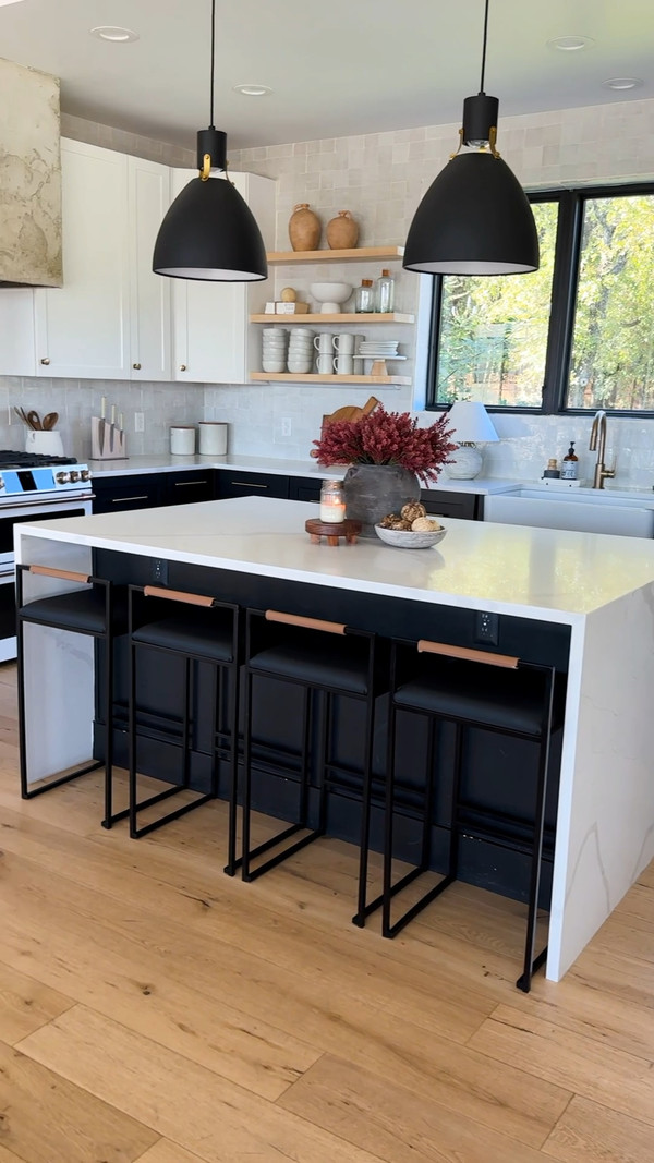 Our black & metal barstools are a fan favorite from by Crea!
