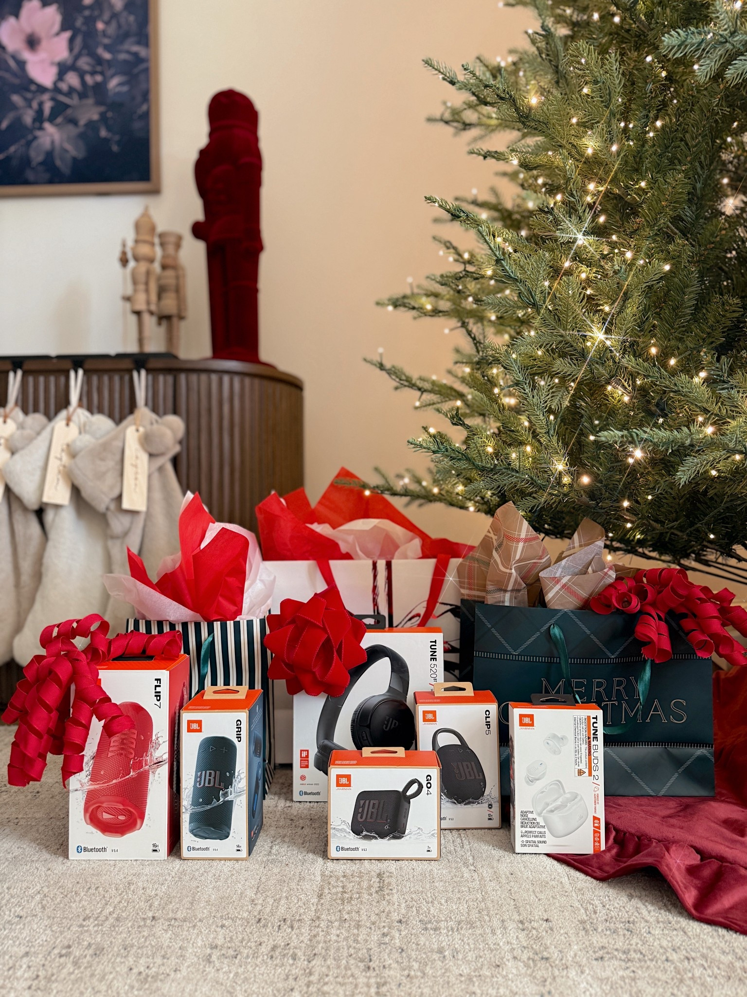 #ad | Shop my top @jblaudio speakers & headphones from @target 🎶🎧 PS: they’re all currently on SALE this week!!! Wrap them as a gift or stuff them in a stocking this holiday season! 🎁 

#targetpartner #target #liketkit 

Tech Lover, Gifts for Him, Gifts for Terns, Last Minute Gifts, Last Minute Gift Ideas


#LTKGiftGuide #LTKMens #LTKSaleAlert