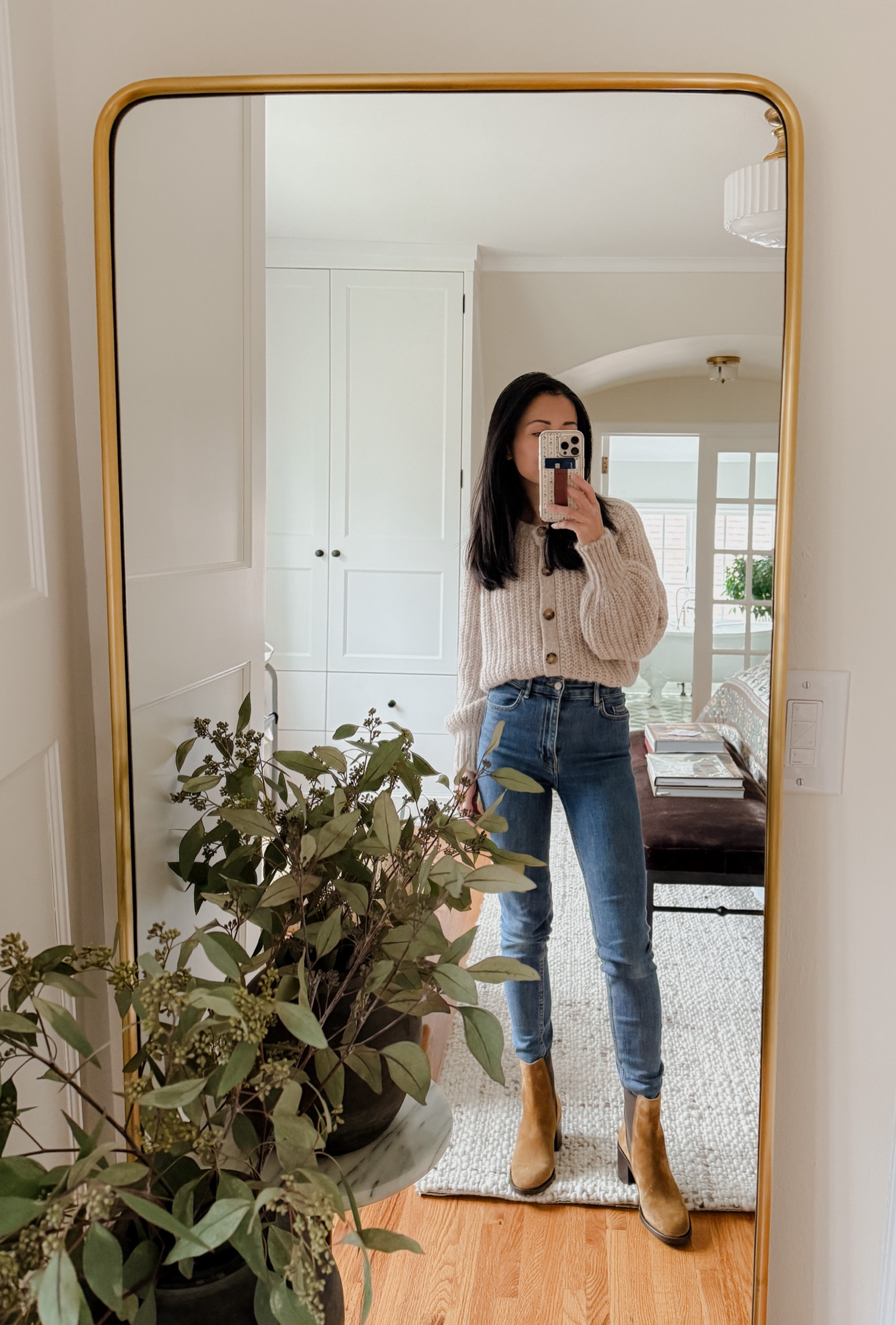 Sezane soft cardigan (wearing XXS) + caramel leather boots. Sezane cardigans are my fav! They’re soft, don’t pill and you’ll wear 10+ years from now. Paired with skinny jeans for a polished look. | winter outfit | 

#LTKShoeCrush #LTKStyleTip