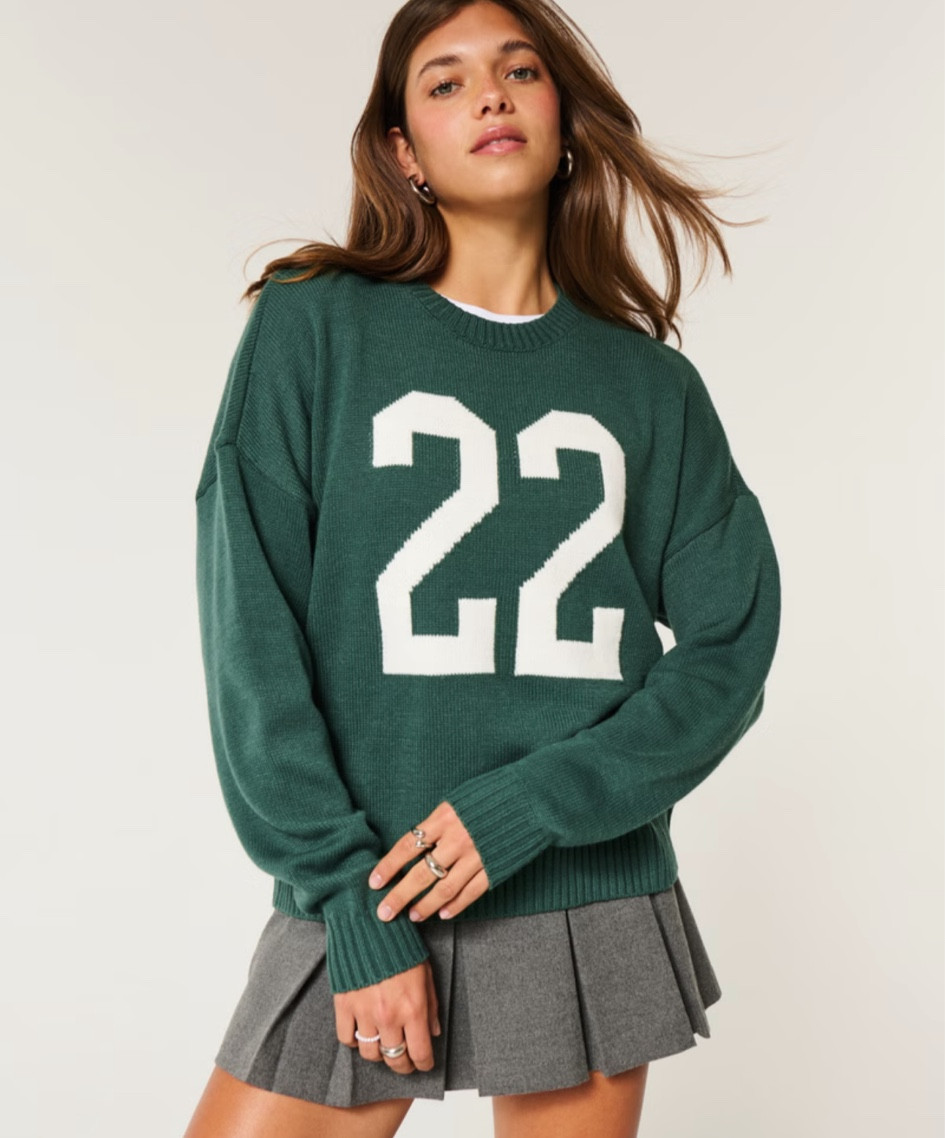Emerald sweater 🎄

#LTKSeasonal #LTKSaleAlert #LTKHoliday
