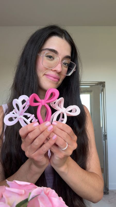 Cutest bow claw clips 
Easy way to make your summer  hairstyles more cuter 

#LTKstyletip #LTKsummer #LTKbeauty