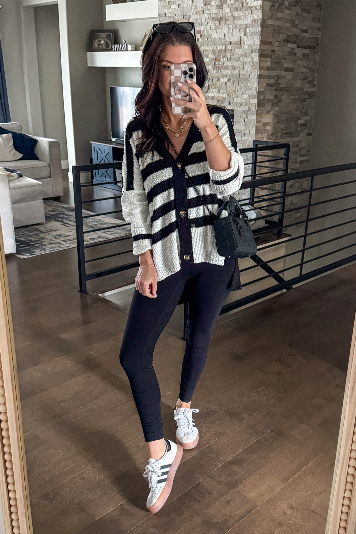 🖤🖤🖤

#LTKShoeCrush #LTKStyleTip #LTKFindsUnder50