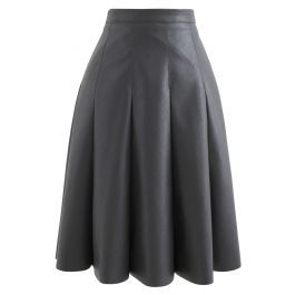Faux Leather Seam Detail Pleated Skirt in Smoky Black | Chicwish