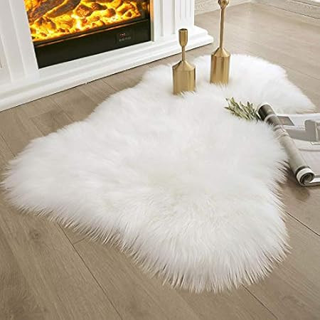 HLZHOU Soft Faux Fur Rug White Sheepskin Chair Cover Seat Pad Shaggy Area Rugs for Bedroom Sofa Livi | Amazon (US)