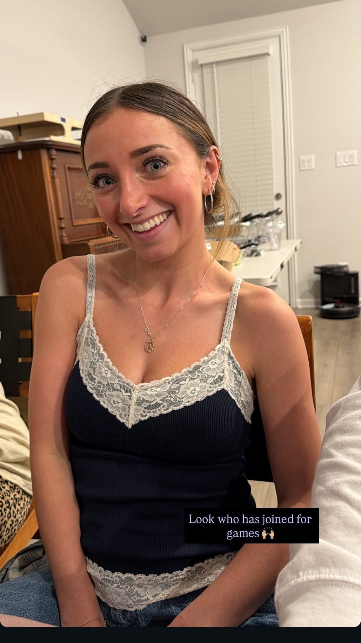 We have recently been loving the bra-free collection from Abercrombie and Fitch and this tank top is so perfect to just throw on and go! ￼

#LTKmomlife #LTKootd #LTKgrwm