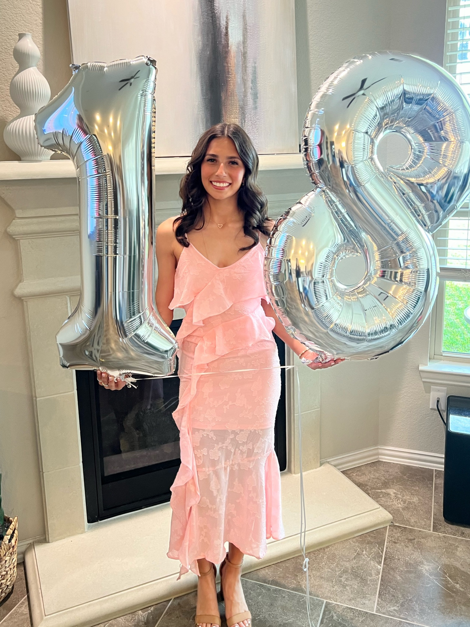 my 18th birthday dress🎂🎂
size xxs
