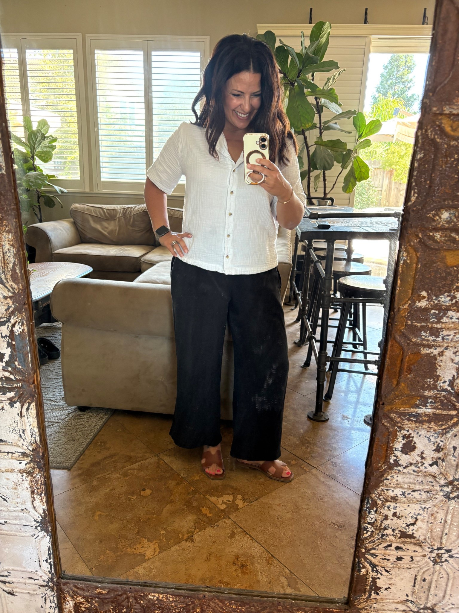 If I’m not wearing linen, cotton gauze is my next favorite. I’m feeling a bit coastal grandmother and I’m loving it. 🥰 
Teacher style
Warm weather work wear