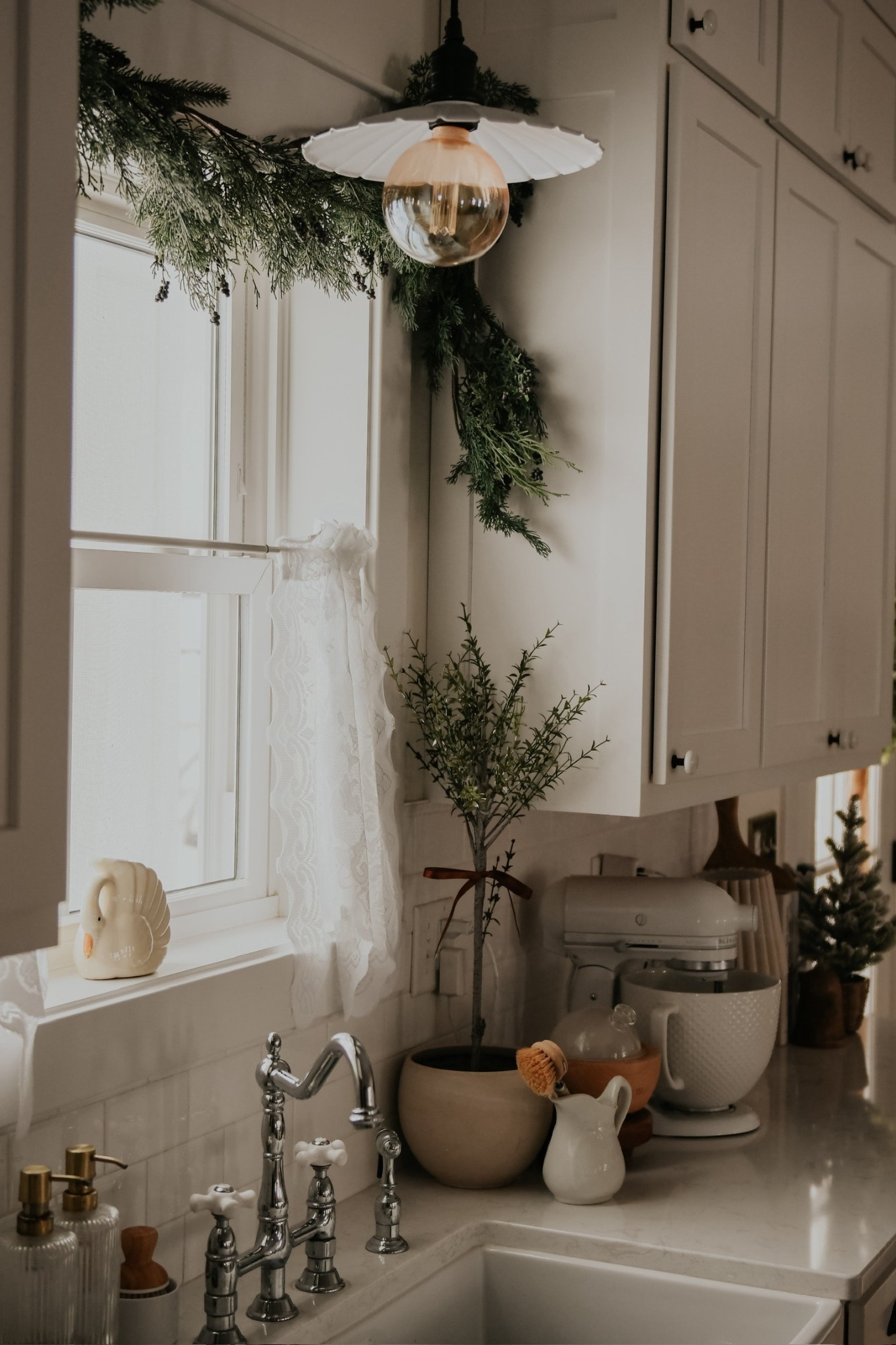 Christmas in our country kitchen 🎄 

#LTKHome #LTKSeasonal #LTKHoliday