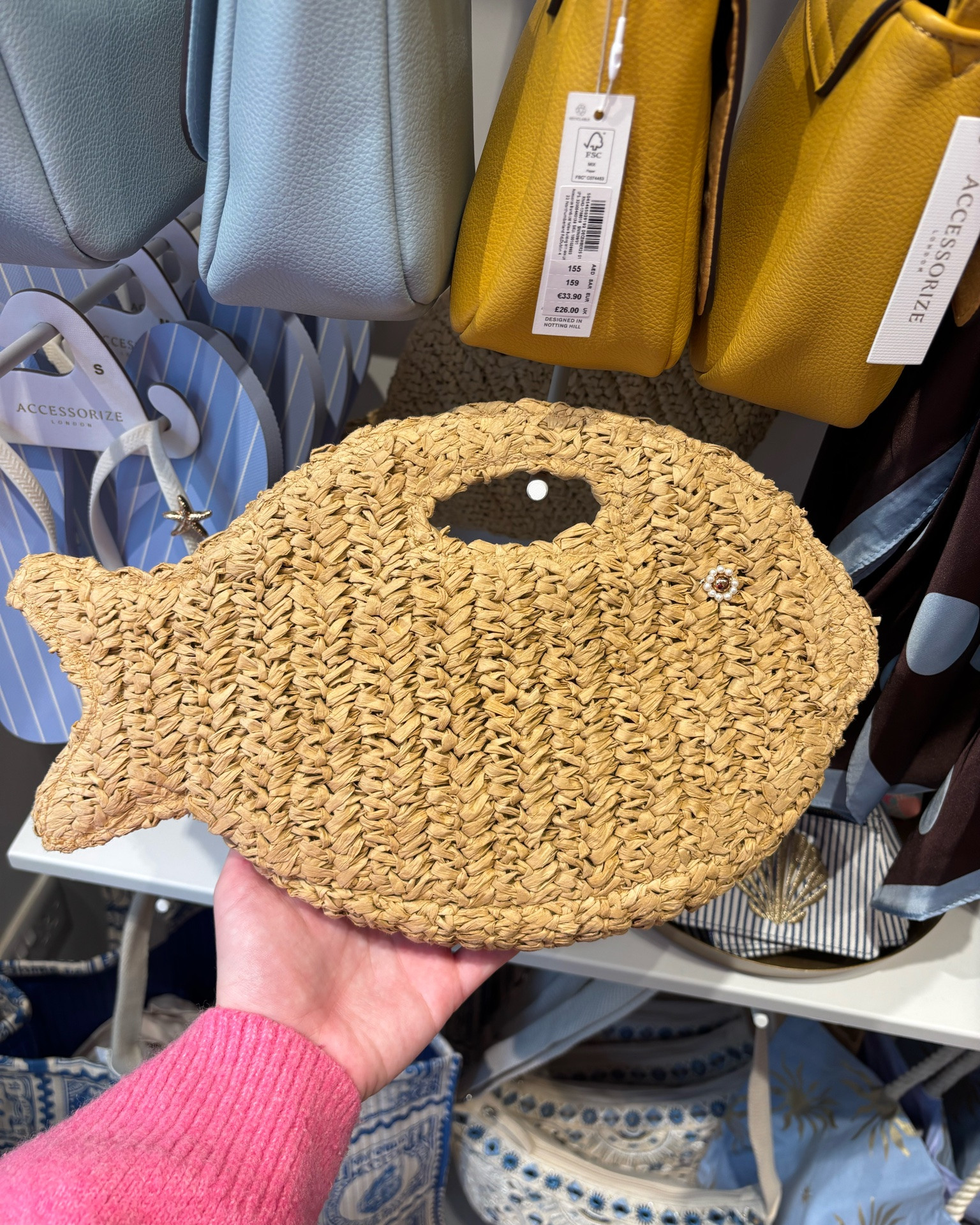 what’s new in at accessorize for summer…so many cute holiday bags/accessories!!🐠 #accessorize #holidaybags #holidayjewellery #holidayshopping

#LTKsummer #LTKuk #LTKtravel