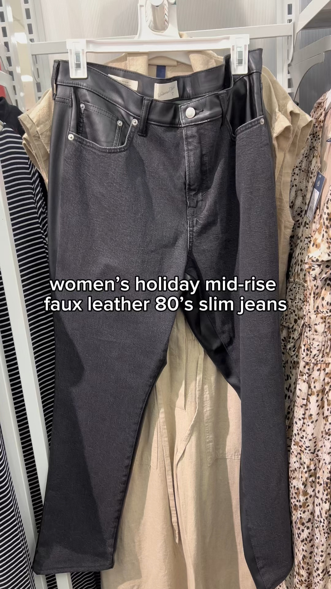 I’m feeling the denim/leather combo on these jeans 😍 

#LTKStyleTip #LTKFindsUnder50 #LTKMidsize