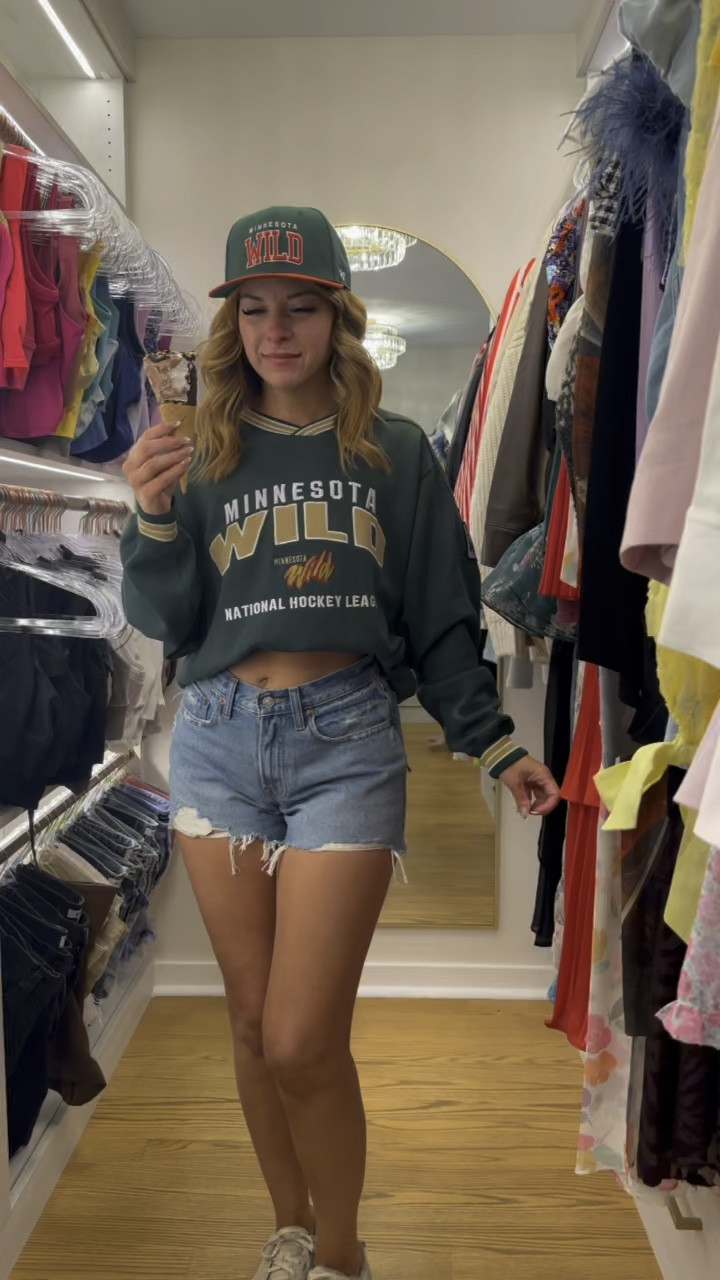 Abercrombie shorts sale use code afshorts

#LTKunder50 #LTKsalealert #LTKstyletip