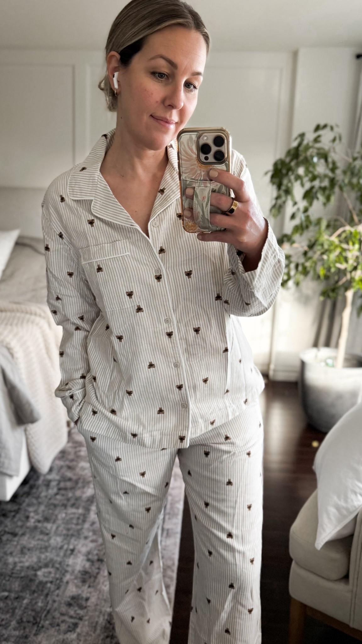 Cutest holiday pjs 40% off! 

#LTKwinter #LTKcanada #LTKfall