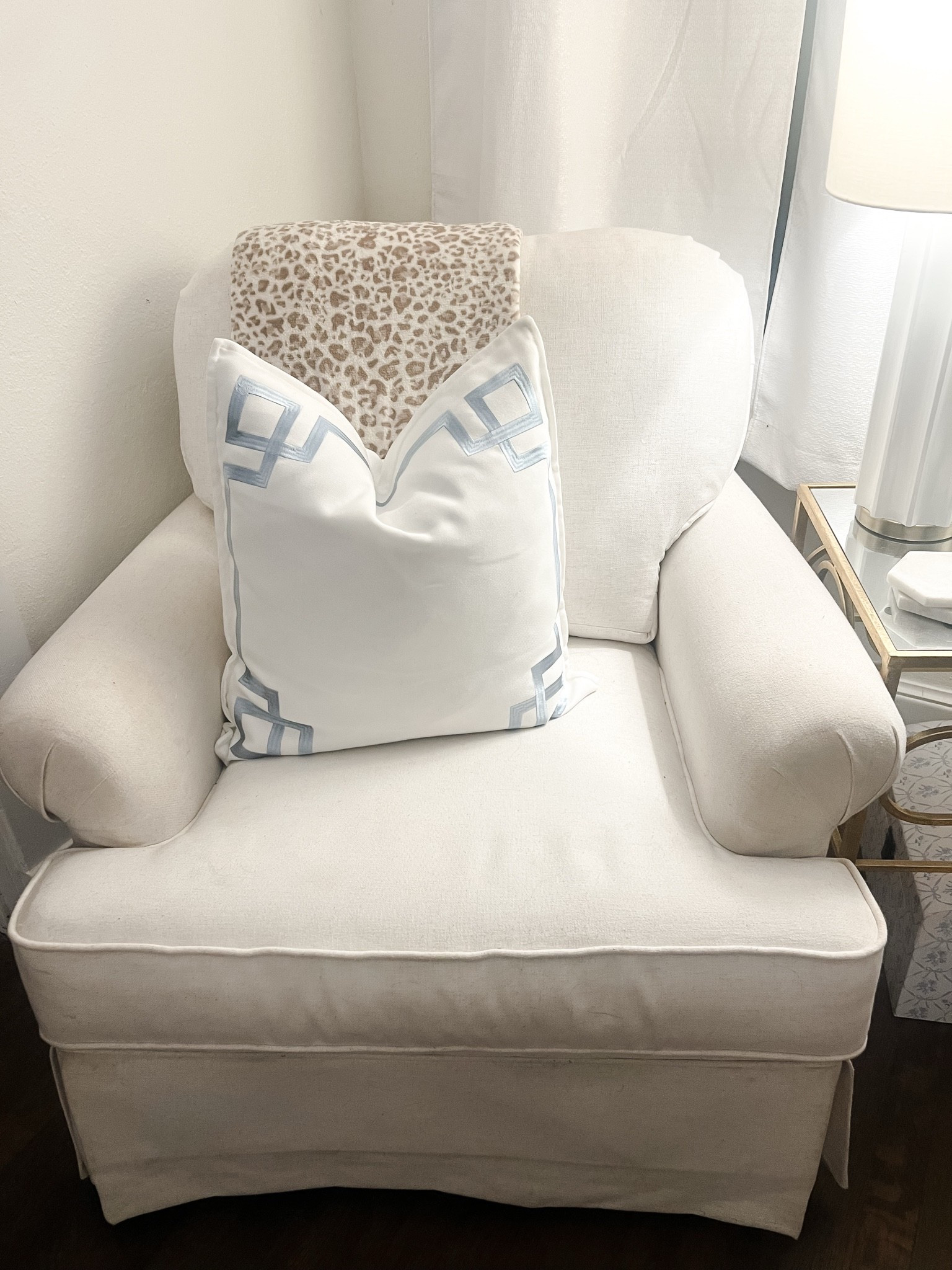 New decorative pillow and throw!! 

Living room, throw pillow, throw blanket, grandmillennial, home decor, decor, summer decor, cheetah print

#LTKHome
