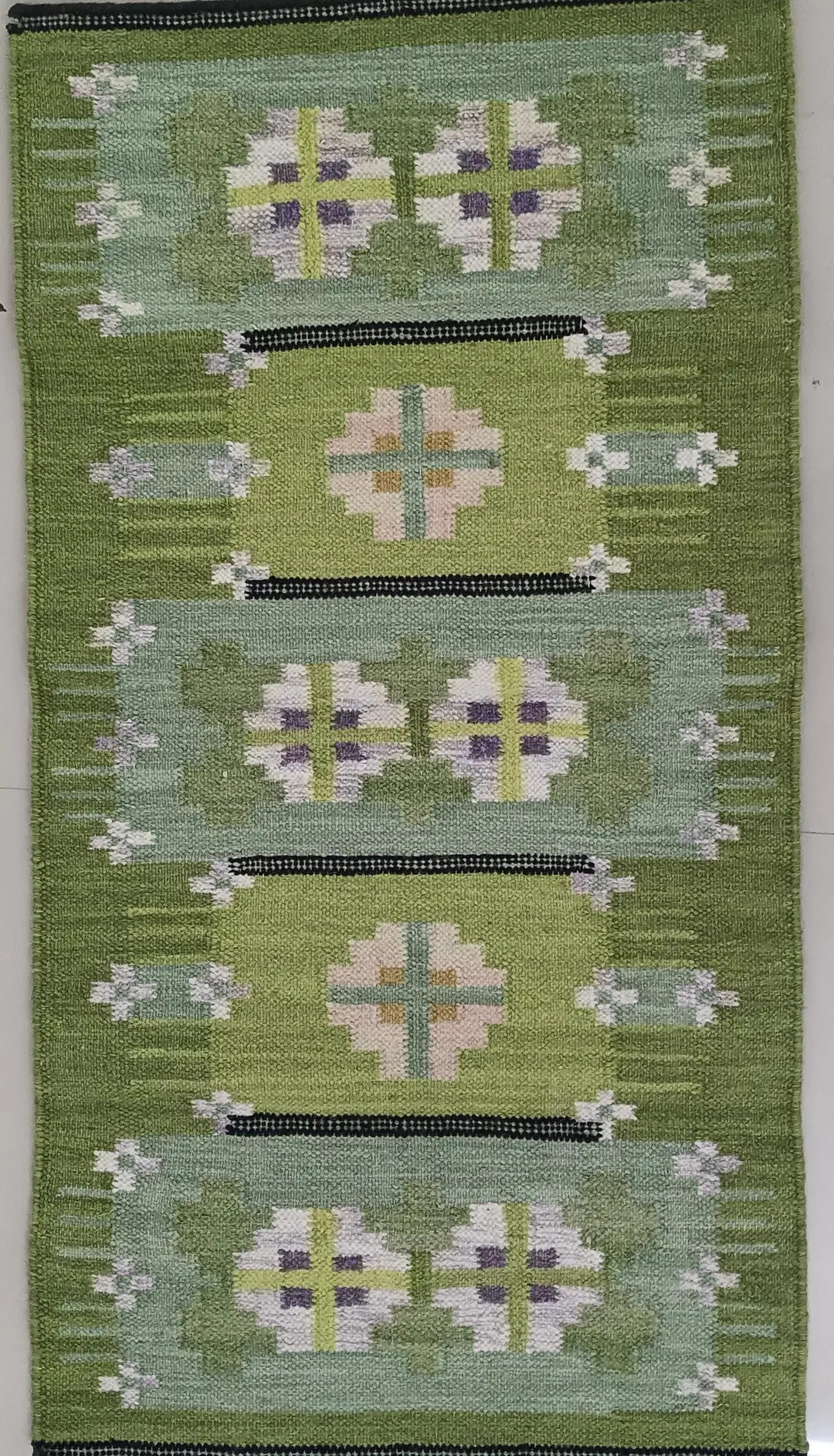 Handwoven Green Kilim Rug: Scandinavian Floral Design, 6x9 Wool Rug - Etsy UK | Etsy (US)
