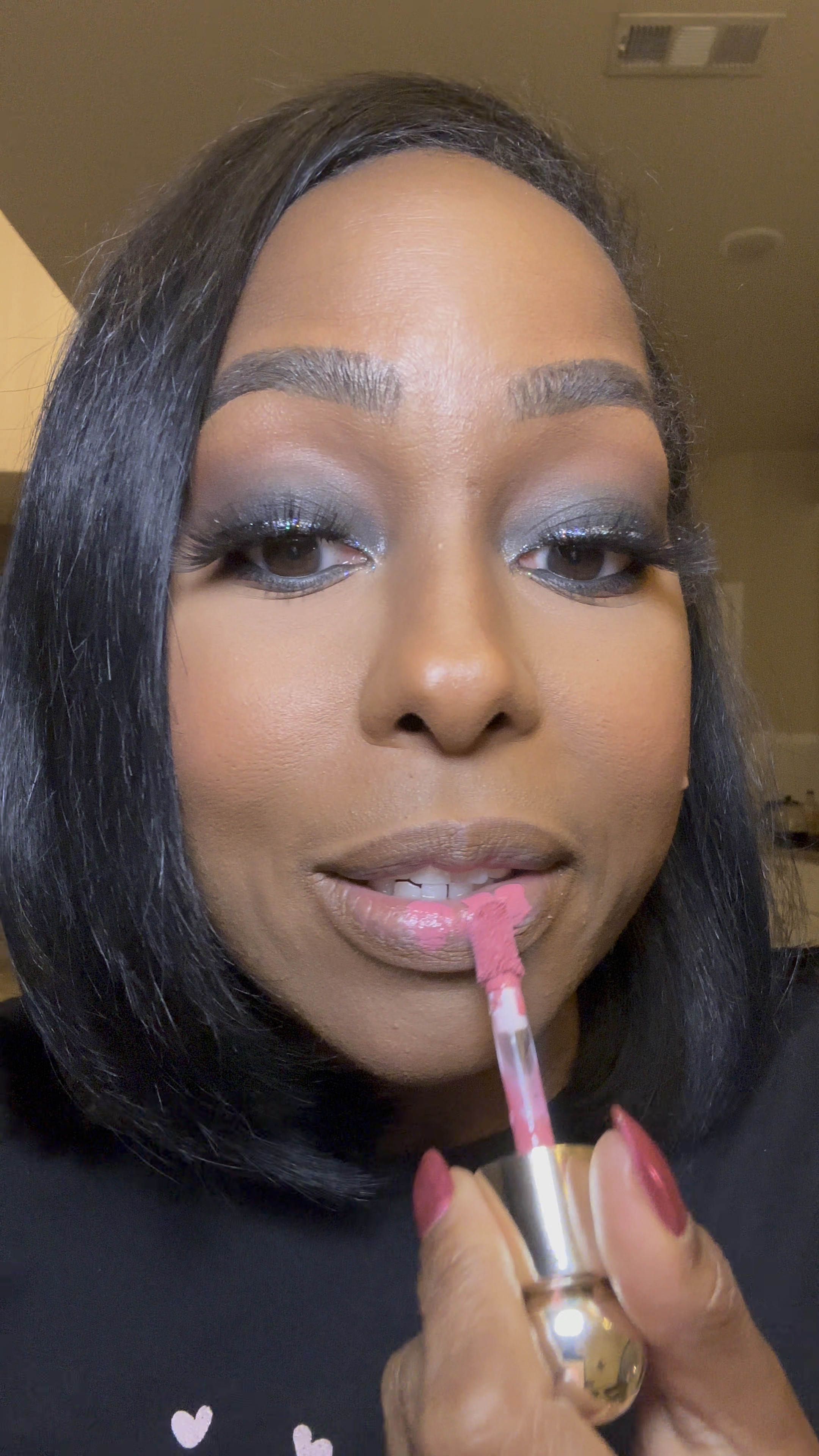 Beauty Hack: these GORGEOUS liquid blushes are great to be used for lip color if you forget a lipstick! #thankmelater

#LTKVideo #LTKbeauty #LTKstyletip