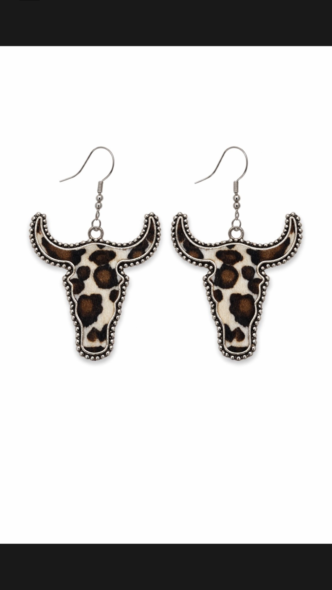 Shop at Willow Boutique and use my code KAYMAY92 to save!

RUN and checkout all the earrings at Willow Boutique! I’ll link the country collection in this post. They also have a sports collection of earrings! 

#LTKSeasonal