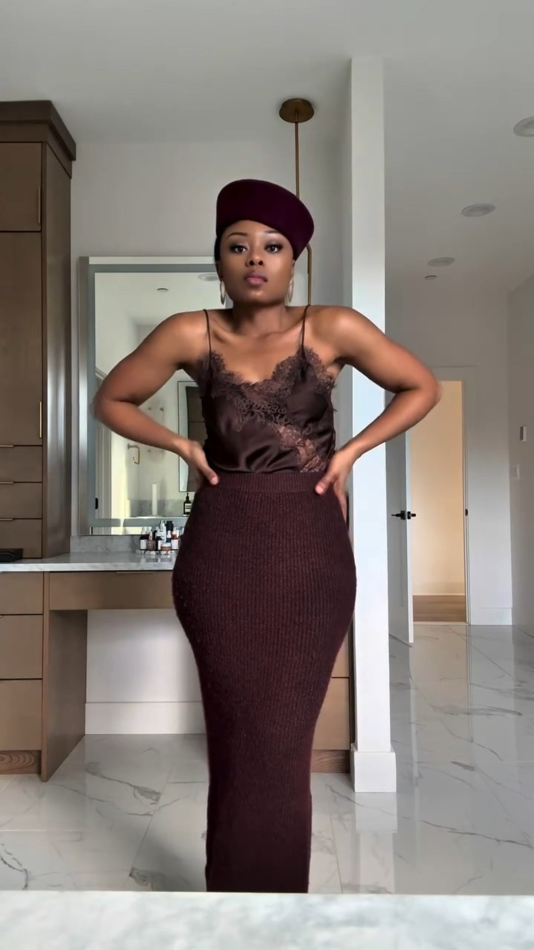 Fall color palettes and something lace for a date 😉

Top @zara 
Skirt: Line and dot 
Pillbox hat @thefrankieshop

#fallcolor

#LTKOver40 #LTKFindsUnder100 #LTKHoliday